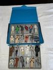 Star Wars Vintage KENNER 1977 Figure Collector's Case with 25 figures!!!