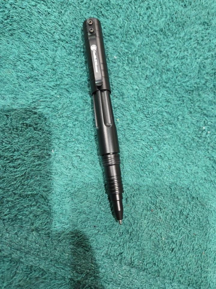 Smith & Wesson 黑色铝制军事和警察战术笔 SWPENBK — 第 4/4 张图片