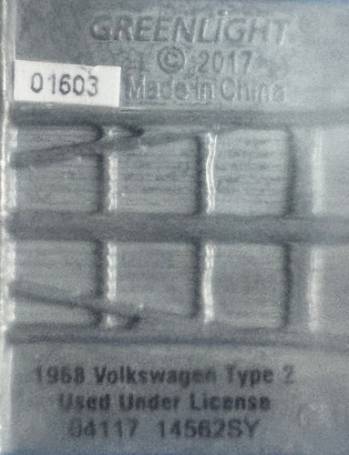 2016 Greenlight Club V-Dub VW Series 4 Blue 1968 Volkswagen Type 2 T2 Double Cab - Picture 6 of 9
