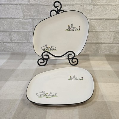 2 Easter Bunny Line Illustration Irregular Oval Contemporary Ceramic Plates NWOT