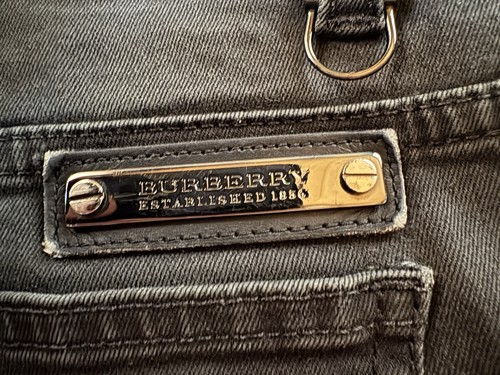 Burberry London Mid Rise (9”) Skinny Jeans, Black, UK 6/US 4/ITA 38 - Picture 3 of 5