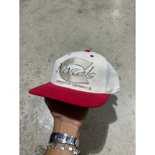 University Of Cincinnati Bearcats Hat - Cream/Red