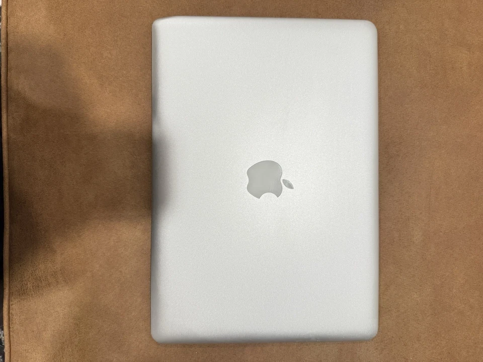 2009 Apple MacBook Air 13" A1304 1.86GHz, 2GB, 128GB SSD - Image 3 of 4