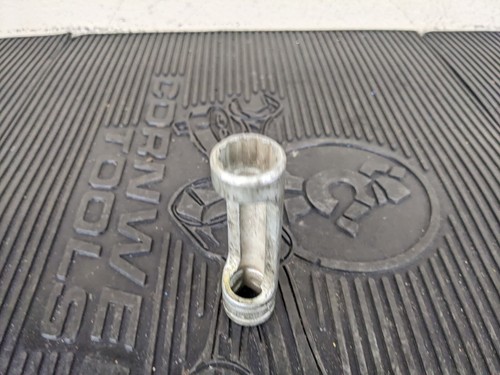 #bh898 Snap-on 1/2" Drive Drive Ford Cylinder Bolt Head Socket 11/16” S8677 - Picture 2 of 12