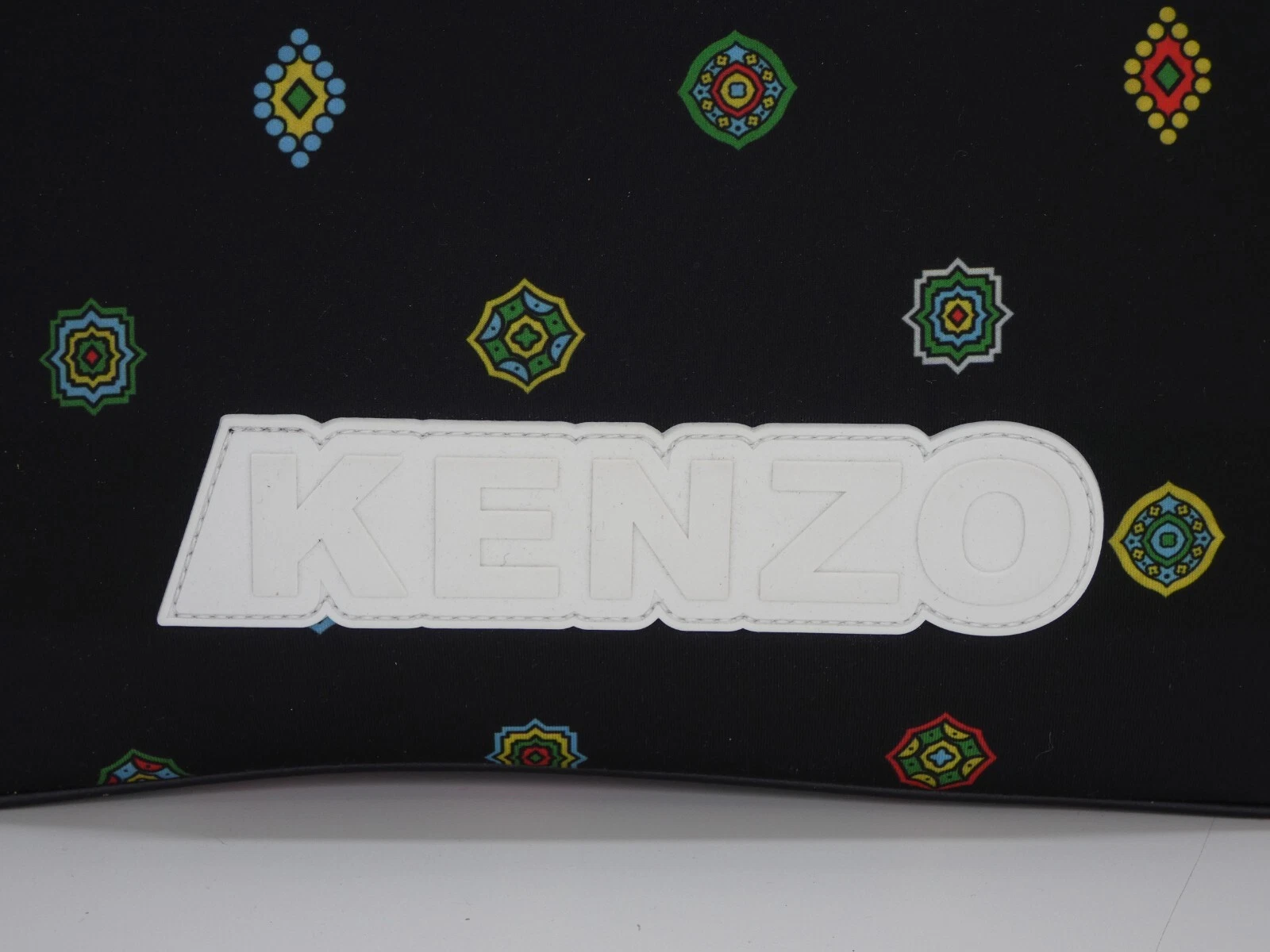 H&M Kenzo HM Pochette Scuba Neoprene Rosso Animale Stampa Tigre Logo Applique