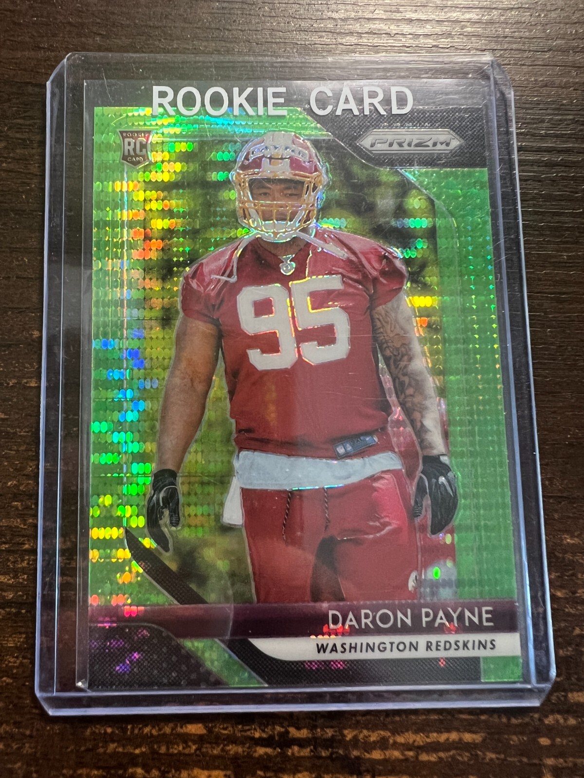 K553 - 2018 Panini Prizm Prizms Neon Green Pulsar #245 Daron Payne