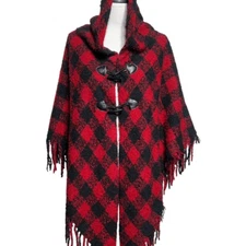 David and Young NWT Boucle Buffalo Plaid Fringed Shawl Poncho