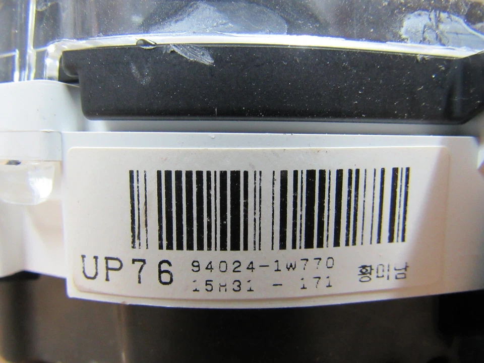 Kia Rio 2016 2017 cabezal de instrumento velocímetro medidor panel fabricante de equipos originales sin usar millas Foto 3 de 4