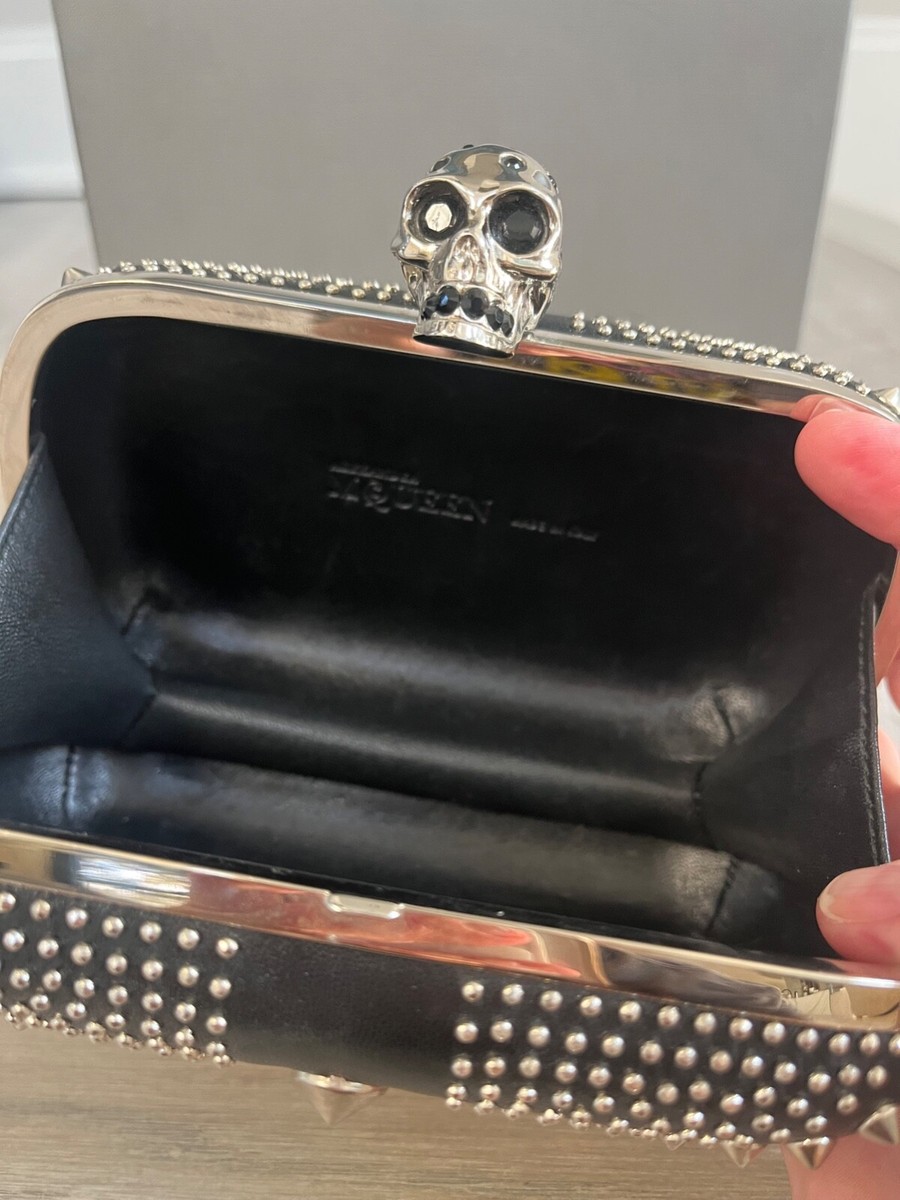 alexander McQUEEN ユニオンジャック スカル クラッチバッグ McQueen - Union Jack Black Leather & Lace Skull Clutch