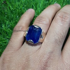 Natural Blue Sapphire Gemstone Ring - Perfect for Engagement or Gift