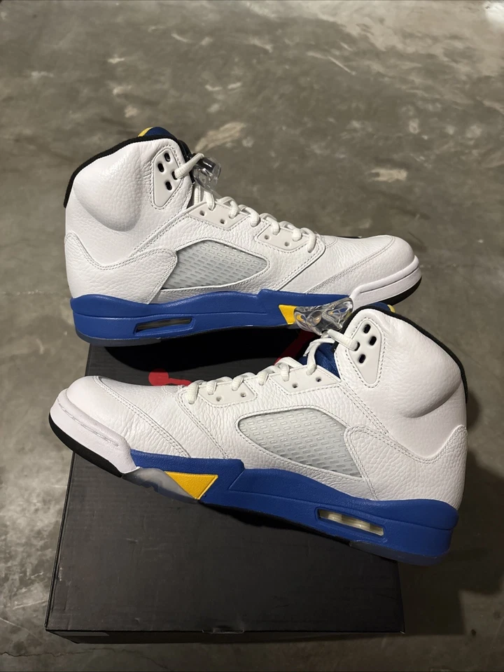 Talla 10.5 EE. UU. - Jordan 5 Retro Laney 2013 nunca usado Foto 2 de 4