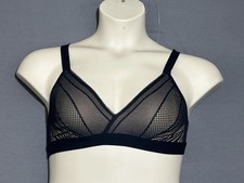 Lululemon Sports/Yoga Bra 36B Black Wireless Racerback