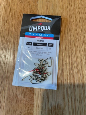 TMC 3769 Size 12 Package of 25 Fly Tying Hooks Tiemco Umpqua