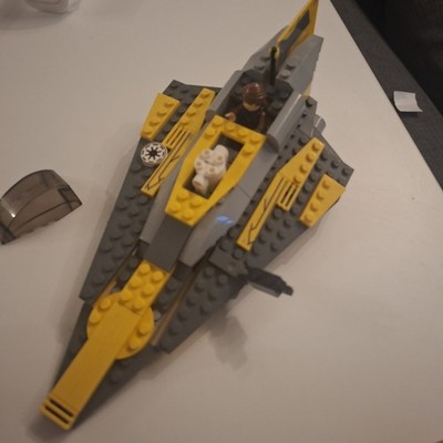 Lego Star Wars - 7669 - Anakin's Jedi Starfighter