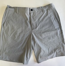 NWT Banana Republic Comfort Flat Front Men s Shorts. Size 38. Gray. Stretch