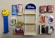 ZURU Mini Brands Disney Lot, 11 Figures 1 Display Shelf, Star Wars Frozen Marvel