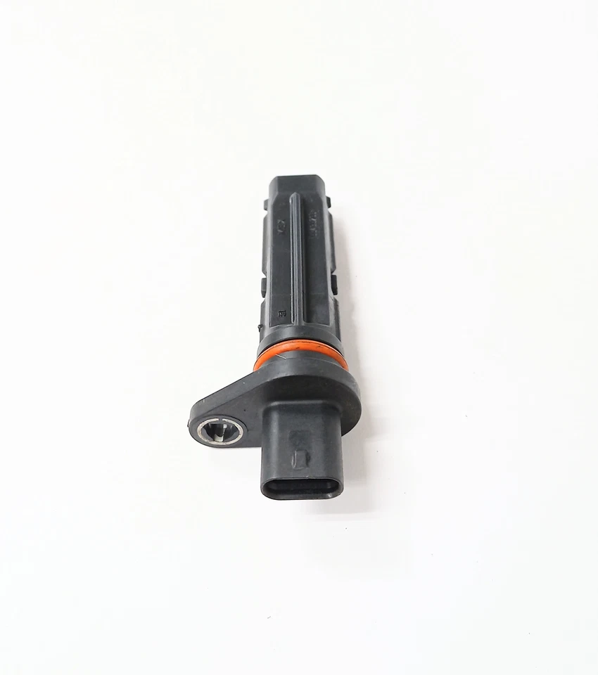 GM Genuine Parts Engine Crankshaft Position Sensor 55495265 for Cadillac 20-21 - Image 3 of 4