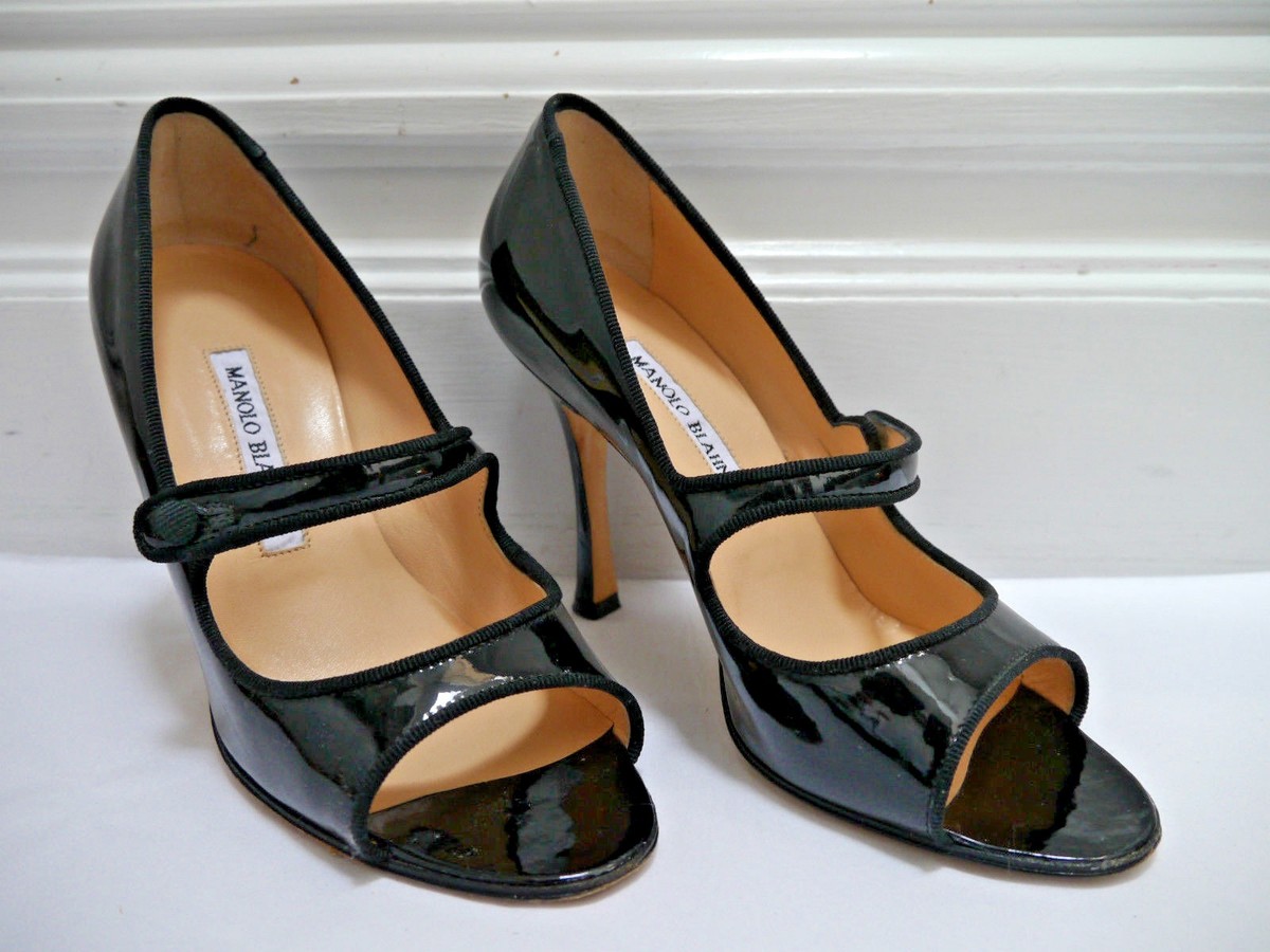 【関税&送料込】Manolo Blahnik With Heel Black MANOLO BLAHNIK black patent open-toe Mary Jane pump heels