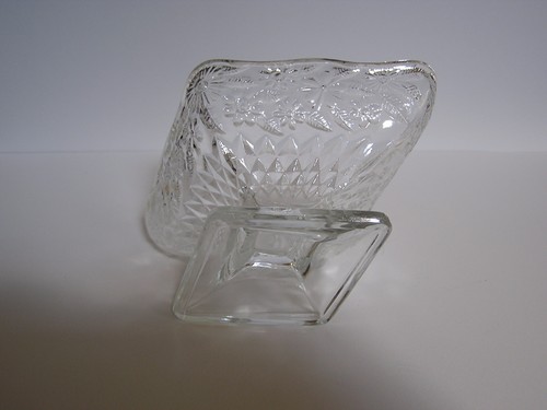 Floral Impression Clear Glass Candy Nut Relish Dish - Picture 8 of 8
