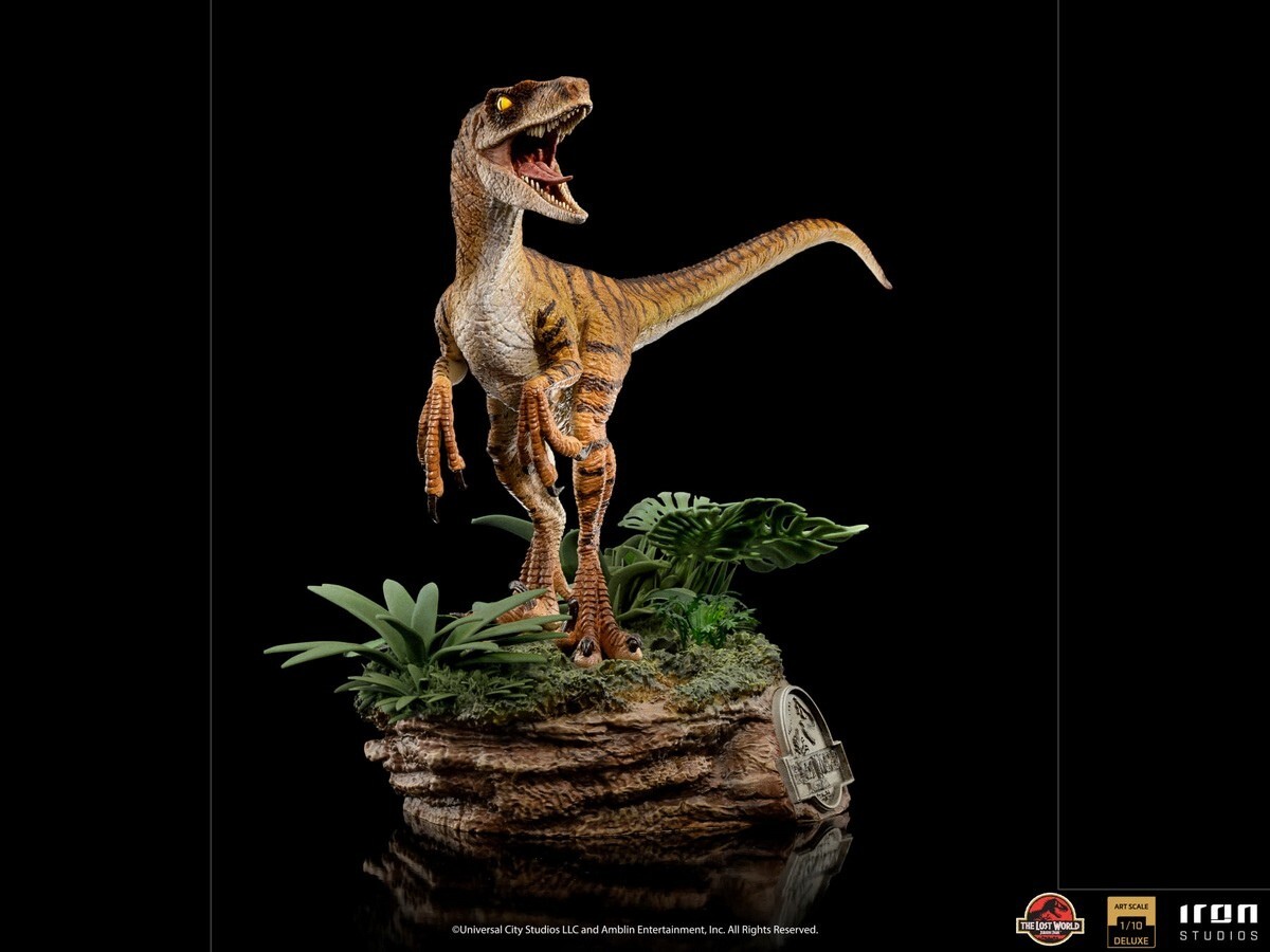 Iron Studios Jurassic Park Lost World Velociraptor Deluxe Art