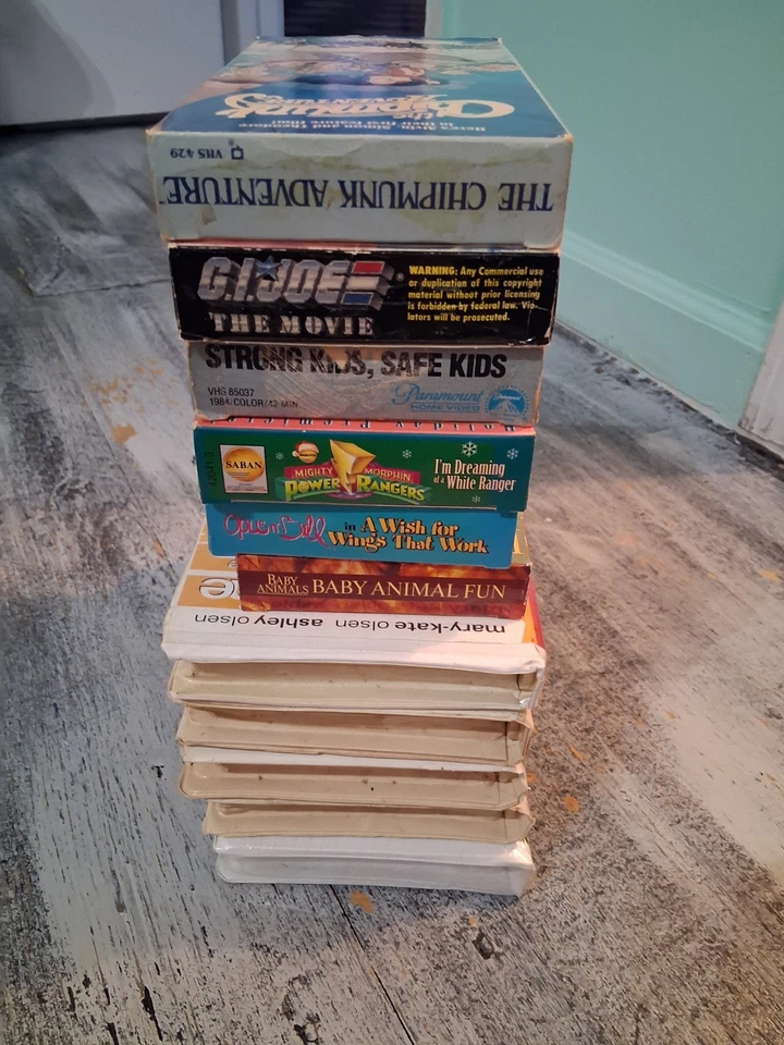 Lot of 11 G.i. Joe, Chipmunks, Jumanji, Flubber VINTAGE VHS KIDS MOVIES Foto 4 de 4