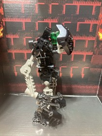 LEGO Bionicle Toa Onua Mata 8532 (Mostly Complete) Retired Figure RARE!!!