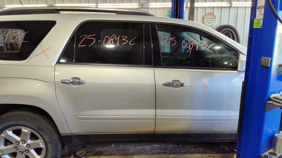 Seat Belt Front Bucket Driver Buckle Fits 07-09 ACADIA 1081547 - Image 4 of 4