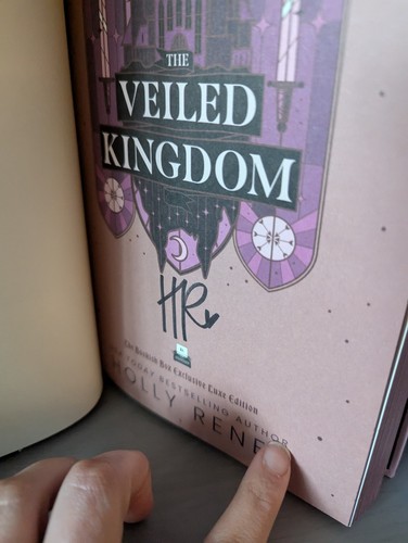 PINK Bookish Box Edition The Veiled Kingdom Signed By Holly Renee Sticker - Picture 3 of 9