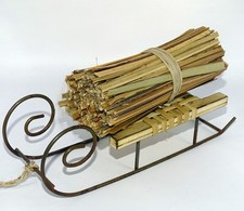 Original DDR Schlitten mit Ladung aus dem Kunstgewerbe 70er Jahre (680)