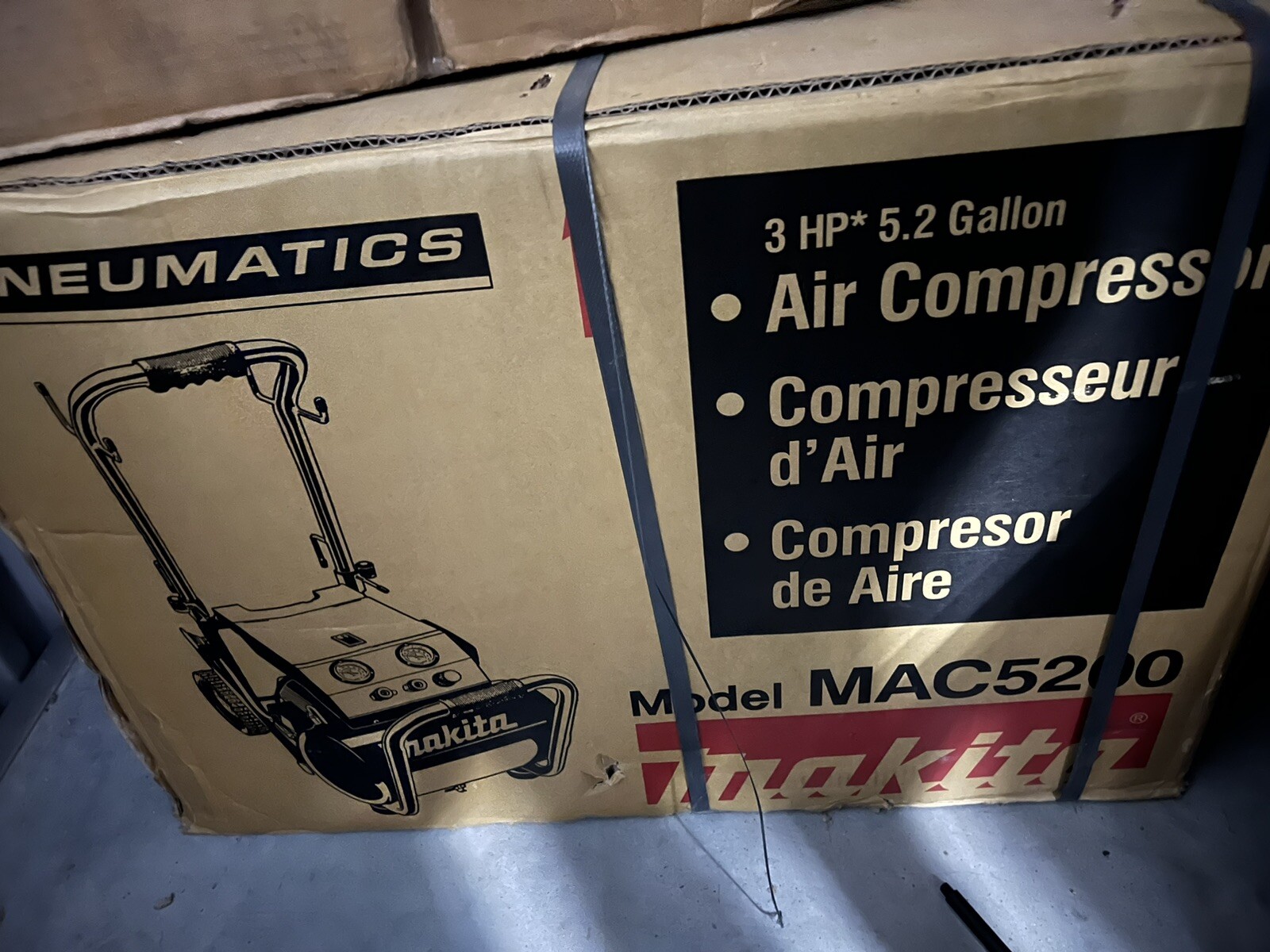 BRAND NEW Makita 3HP Big Bore Air Compressor (MAC5200)