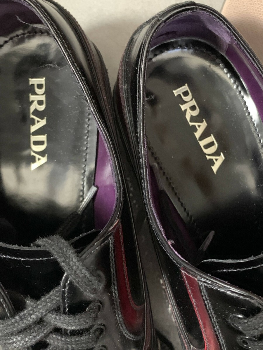 $1350 Prada AUTH. Runway Polished Spazzolato Flower Appliqué $1350 Prada AUTH. Runway Polished Spazzolato Flower Appliqué