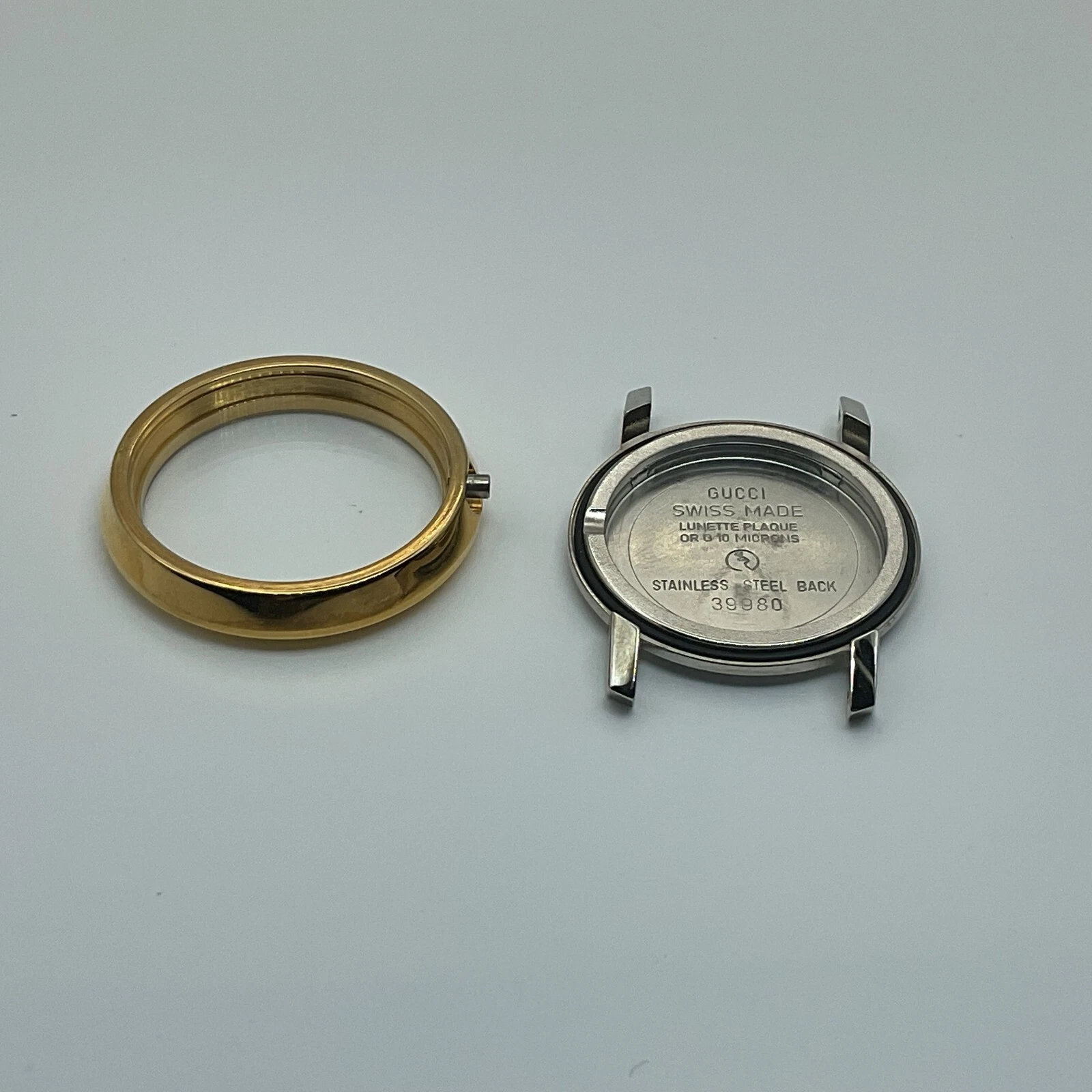 BOITIER DE MONTRE COMPLET NEUF GUCCI 2200L PLAQUÉ OR JAUNE