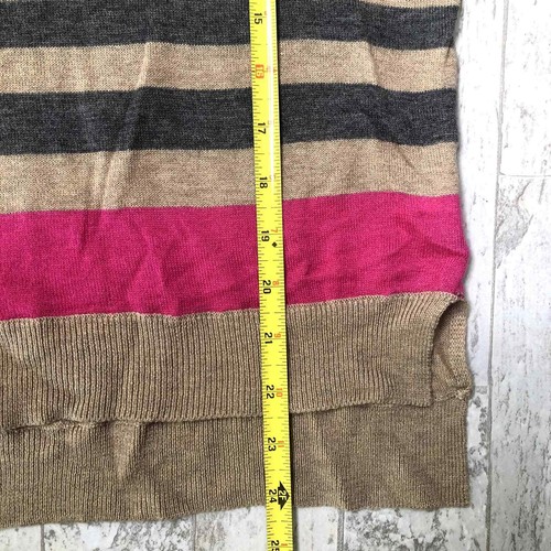 C&C California Tan, gray & pink Striped V-neck sweater, XS - Picture 5 of 9