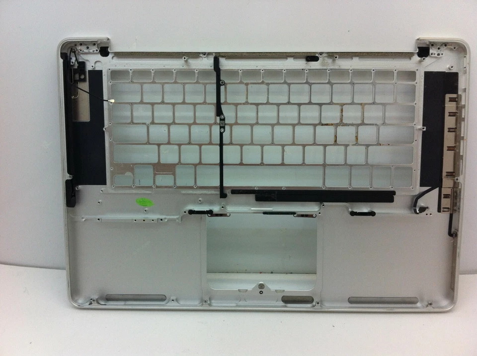 Apple MacBook Pro 15" 15.4" A1286 2011 Original Top Case Palmrest 613-8943-A 197 - Image 4 of 4