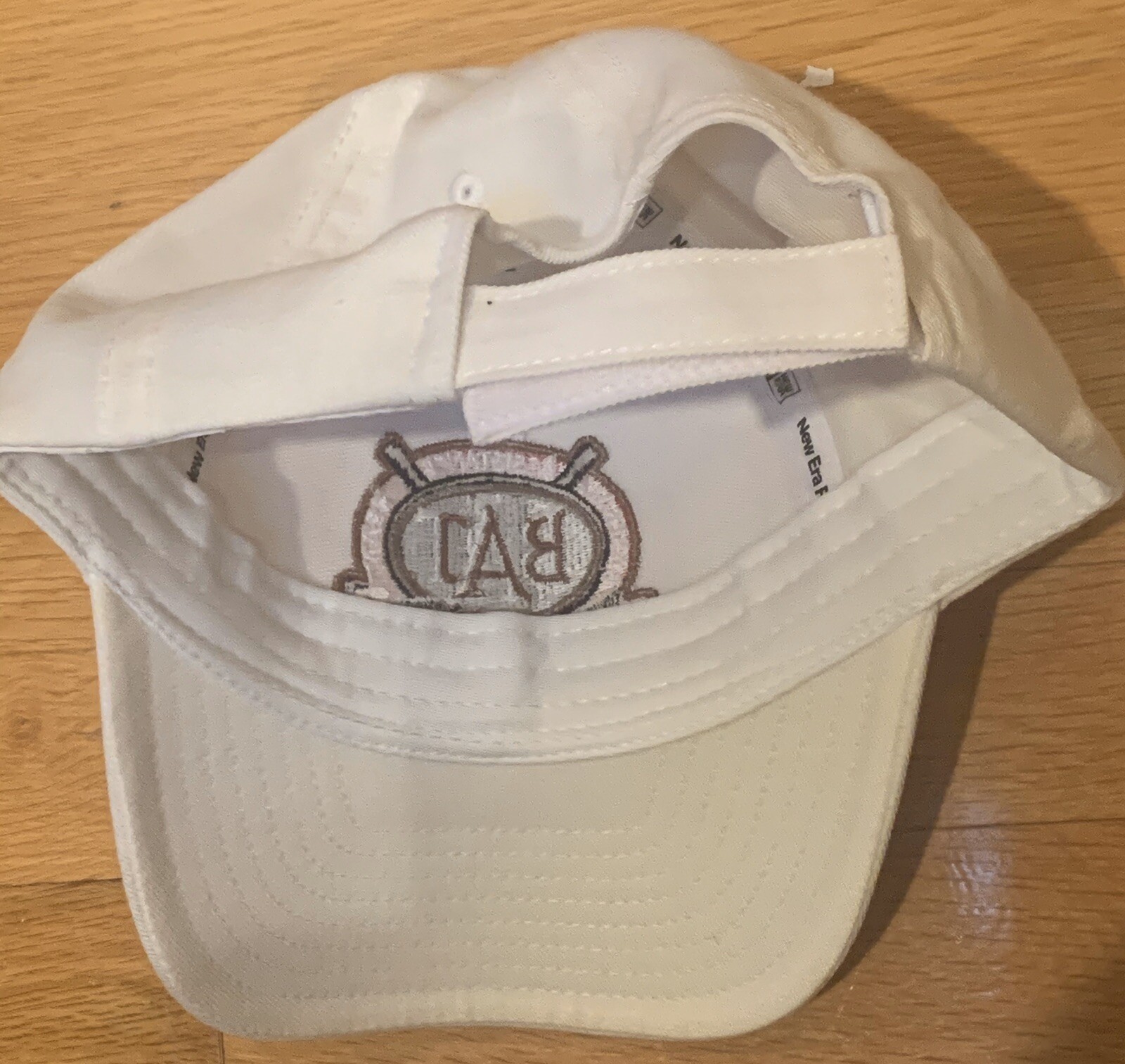 NEW ERA B.A.T BASEBALL ASSISTANCE TEAM WHITE HATMLB CHARITYADJUSTABLE