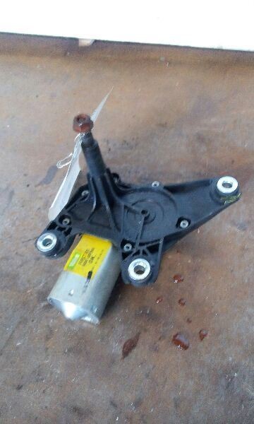 08-17 Dodge Caravan Rear Wiper Blade Motor Replacement