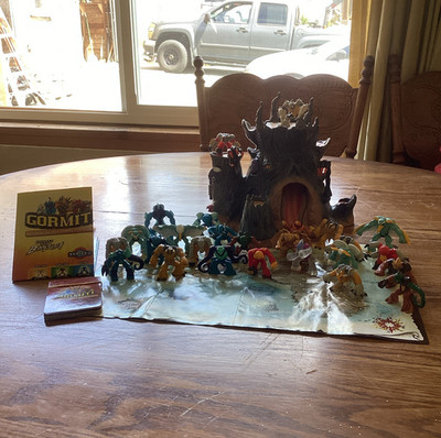 Gormiti Mixed Lot 10+ Plastic Action Figures w/ Playset Pieces, Cards & Map