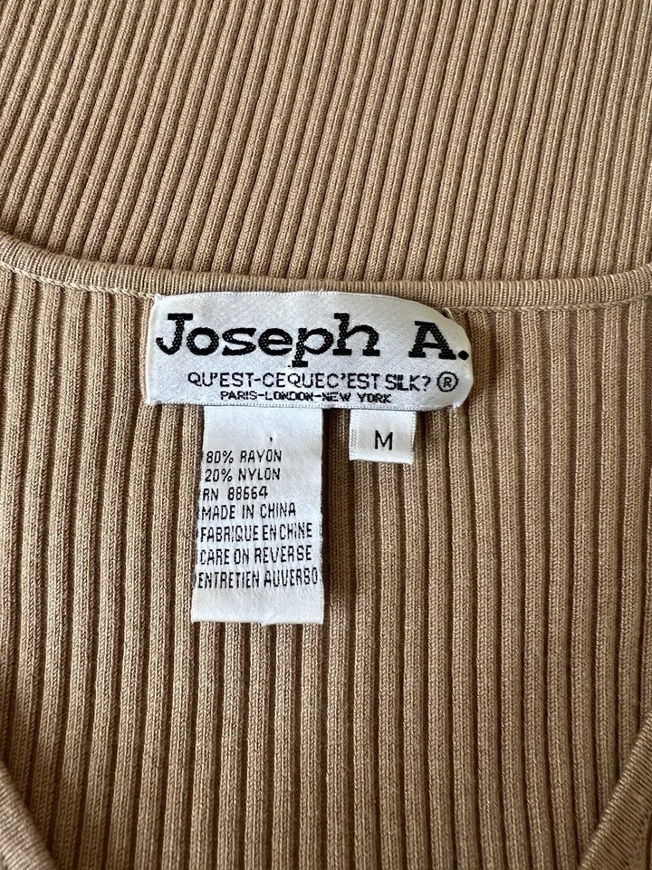 Top tejido Joseph A para mujer medio tostado elástico acanalado volantes dobladillo manga corta Y2k Foto 2 de 4