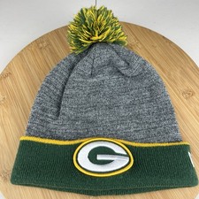 Green Bay Packers Beanie Hat Cap Adult OSFM New Era Gray Pom Cuff Knit Logo