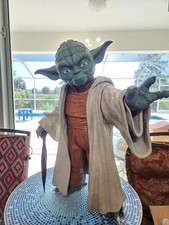 Star Wars Yoda Life Size 1:1 Statue Brown Robe Science Fiction Display Piece