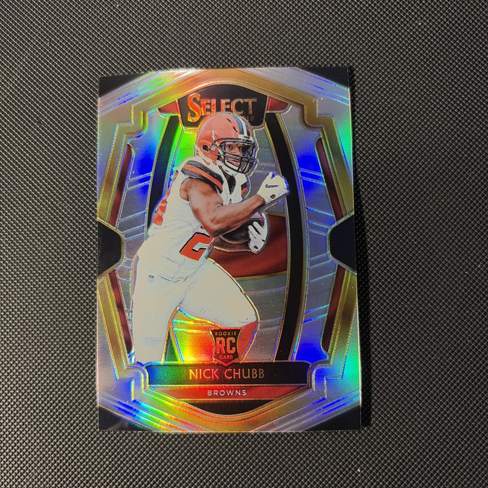 2018 Panini Select - Premier Level Nick Chubb #152 Silver Prizm (RC)