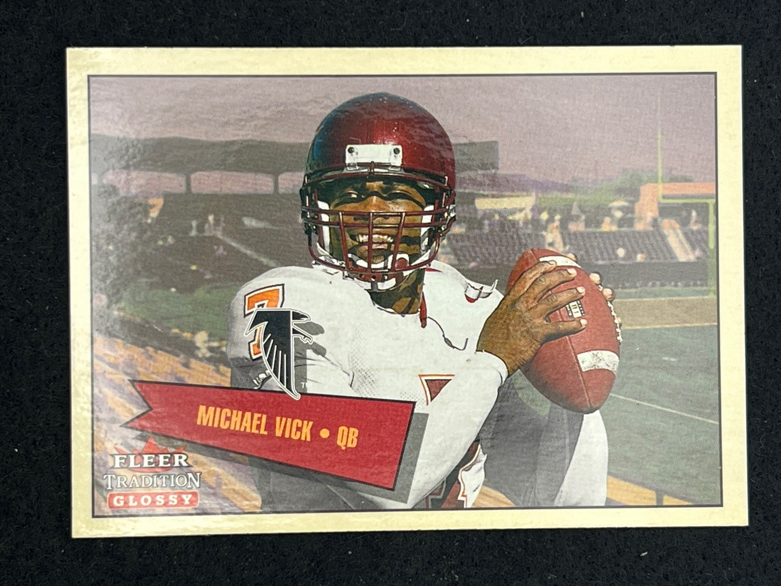 2001 Fleer Tradition - Michael Vick #401 (RC)