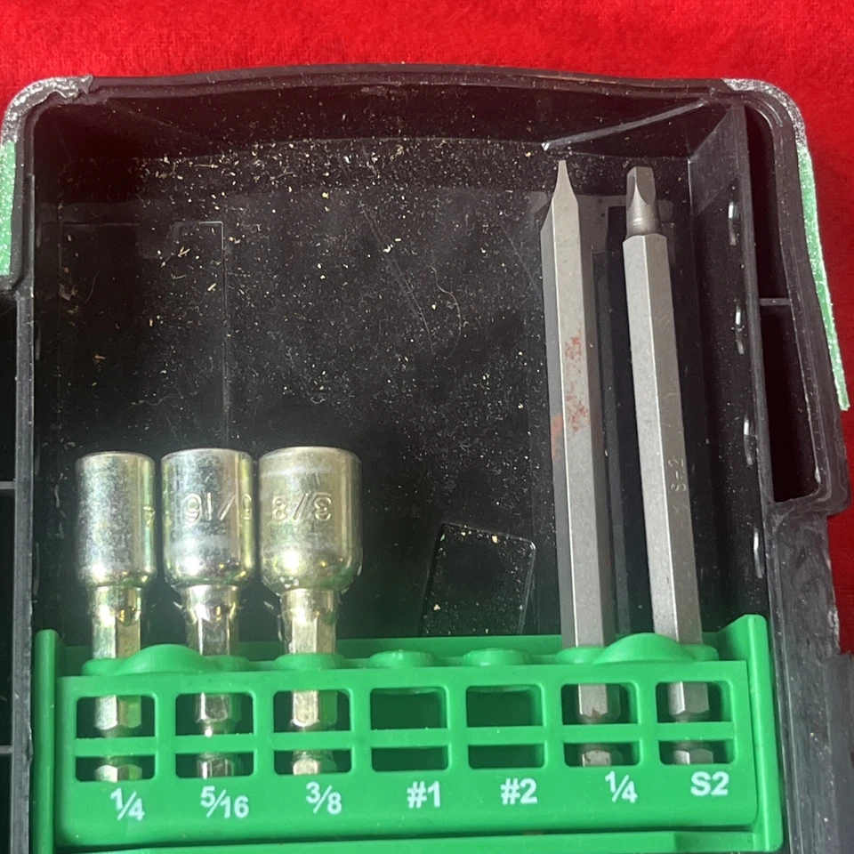 HITACHI HARD CASE 38 PCS SCREWDRIVER BITS SET (k45) - Image 4 of 4