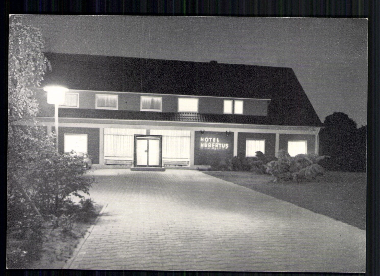 Bild 1 von 2