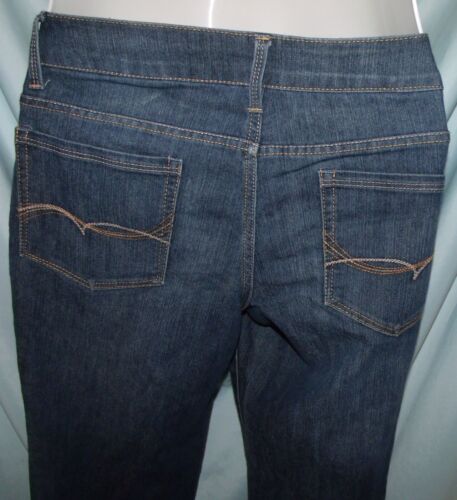 Faded Glory Dark Wash Blue Mid Rise Straight Leg Jeans Size 12P - Picture 3 of 5