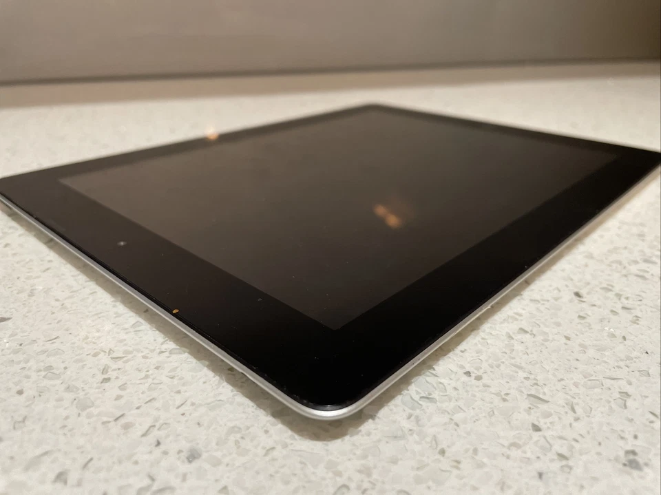 Apple iPad 3 A1430 - 16GB, Wi-Fi, 9.7in - Black (AU Stock) #13 - Image 3 of 4