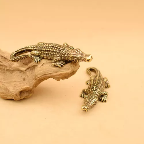 2Pcs Brass Crocodile Statue Ornament Figurine Animal Statue Home Decoration New - Picture 2 of 7