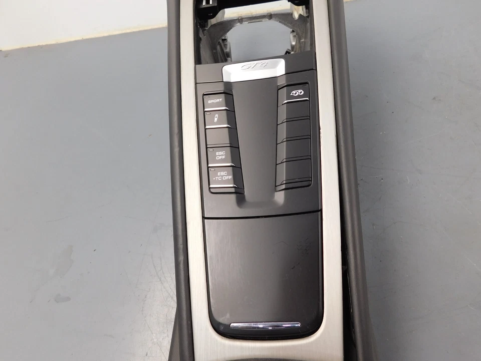 2016 Porsche 981 Cayman GT4 Center Console / Controls / Armrest #7669 I5 - Image 4 of 4