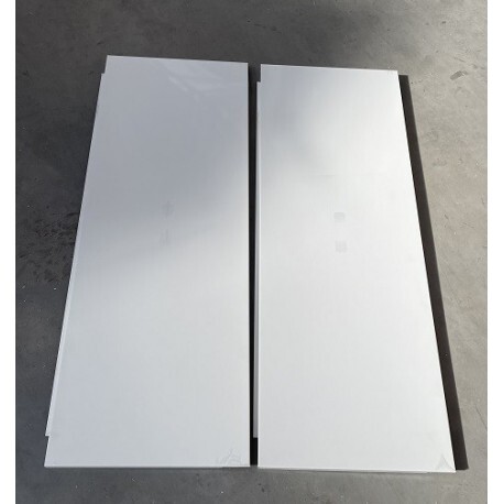 Panneau latéral de finition blanche pour kit habillage ECS 120l UP en métal