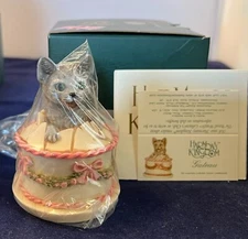 Harmony Kingdom ~ GATEAU ~ Cat in Cake ~ UK Made Box Figurine ~ NIB ~ Bagged
